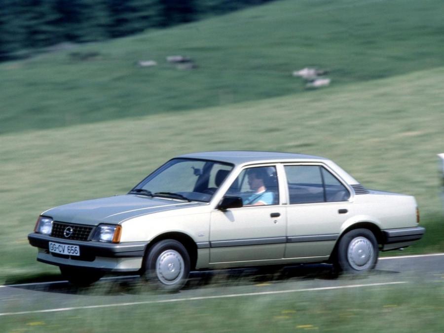  Opel Ascona 1984 года  (фото 9 из 11)